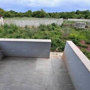 Prodajemo stan u novoj zgradi!  Šišan.