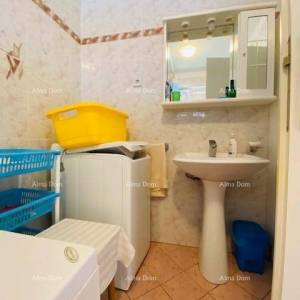 Prostrana kuća u Puli s velikim dvorištem i brojnim mogućnostima