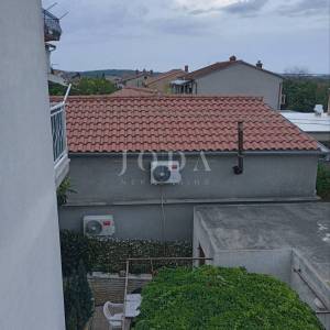 Pula, kuća na mirnoj lokaciji