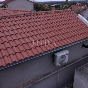 Pula, kuća na mirnoj lokaciji