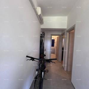 Pula. Objekt s građevinskom dozvolom za zgradu s 4 stana !