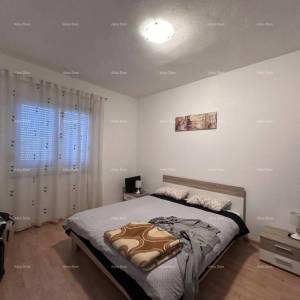 Pula. Objekt s građevinskom dozvolom za zgradu s 4 stana !