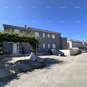 Pula. Objekt s građevinskom dozvolom za zgradu s 4 stana !