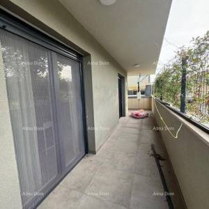 Pula Stoja. Odlična lokacija, blizina mora, plaža, Max City