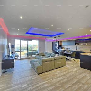 Pula. Stoja. Par minuta do mora. Luksuzna novogradnja! Stan s pogledom na more!