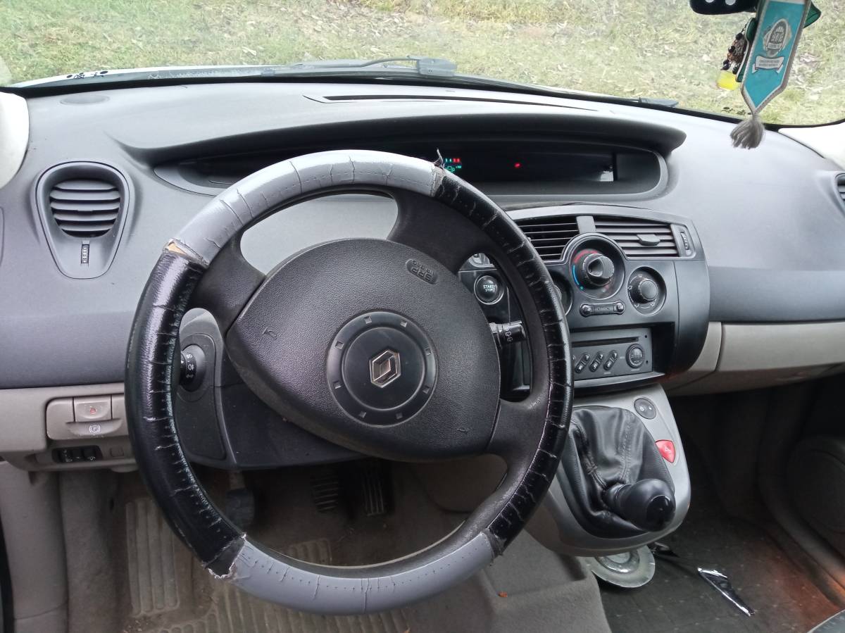 Renault Scenic II 2006.