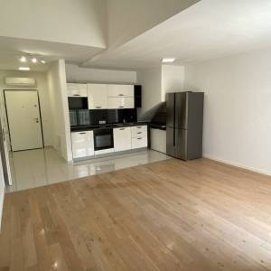 REŠETARI - Stan u novogradnji s dva pakrina mjesta