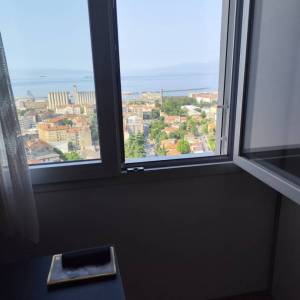 Rijeka, Belveder – stan s balkonom i pogledom na Kvarner