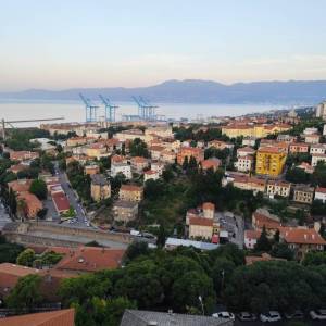 Rijeka, Belveder – stan s balkonom i pogledom na Kvarner