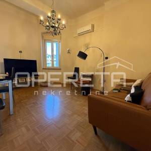 Šesterosobni stan u centru Rijeke