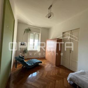 Šesterosobni stan u centru Rijeke