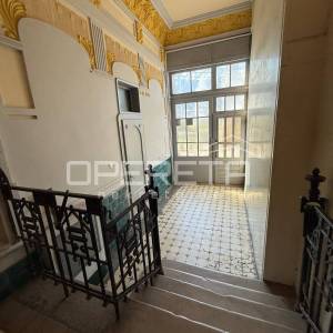 Šesterosobni stan u centru Rijeke