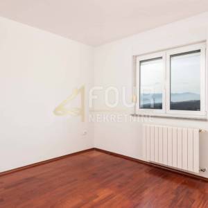 Rijeka, Donja Drenova, 61.01m2, 2s+db, terasa, SAMO KOD NAS!