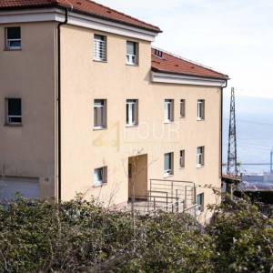 Rijeka, Donja Drenova, 61.01m2, 2s+db, terasa, SAMO KOD NAS!