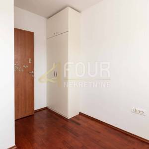 Rijeka, Donja Drenova, 61.01m2, 2s+db, terasa, SAMO KOD NAS!