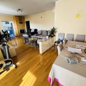 Rijeka, Martinkovac, dvojna kuća, 102.64m2