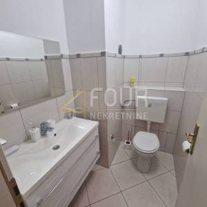 Rijeka - širi Centar, 108.03m2, 3s+db, balkon