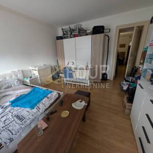 Rijeka, širi Centar, 43.19m2, 1skl, balkon