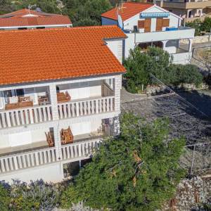 Rogoznica, samostojeća  kuća s apartmanima, prodaja