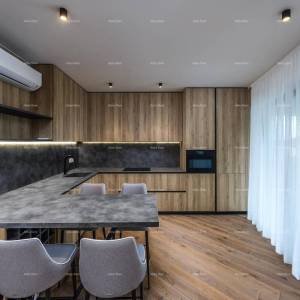 ROVINJ, Borik – Novi luksuzni stan u prestižnom kvartu, 200m do mora