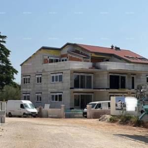 ROVINJ - Dvoetažni stan u novom projektu / TOP lokacija, 2 minute do mora! (D)