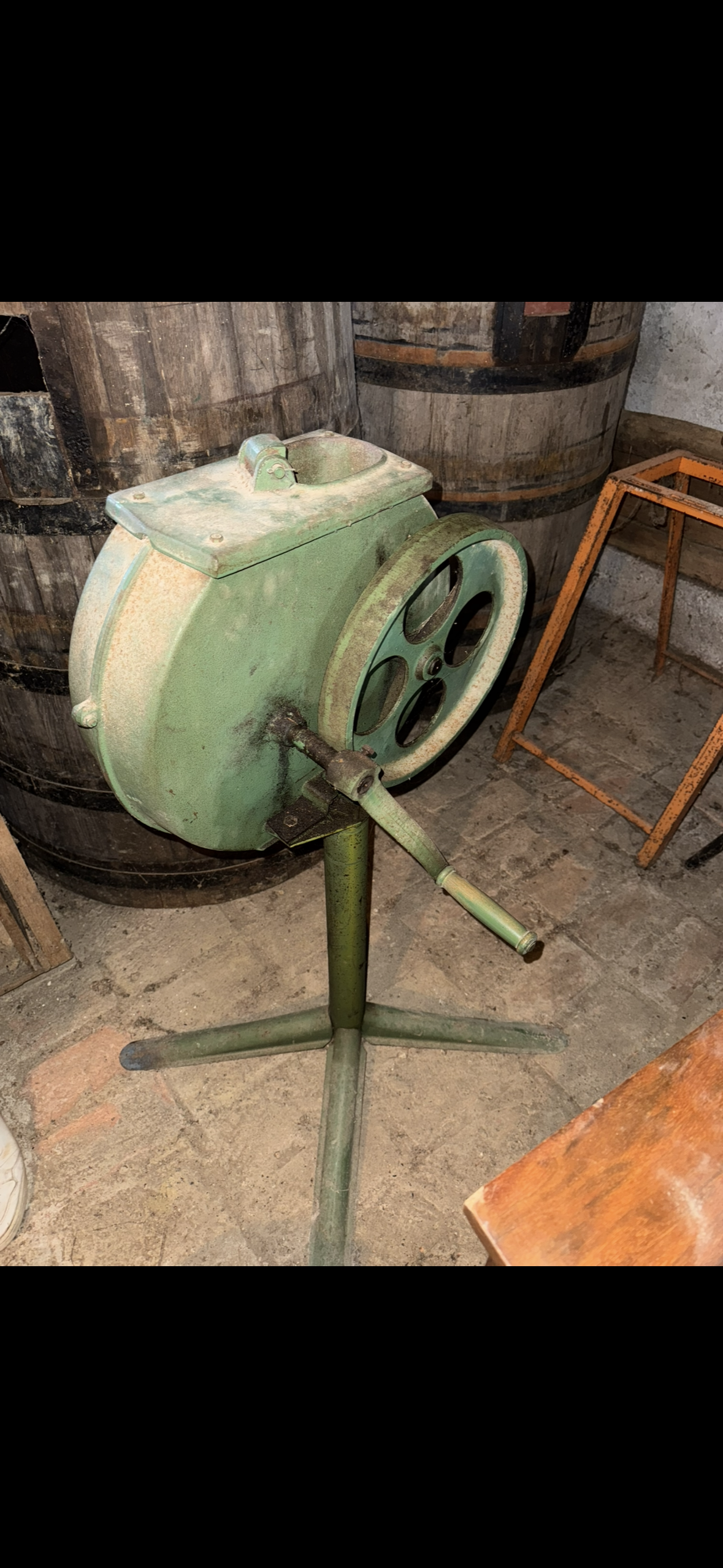 Ručni mlin za kukuruz