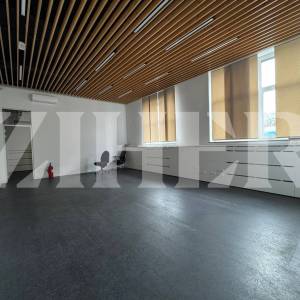 Samobor, prodaja poslovne zgrade sa skladišnom halom, 4.158 m2