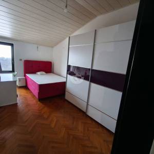 Samobor-Vrhovčak, iznimna kuća površine 153 m2  s veličanstvenim pogledom