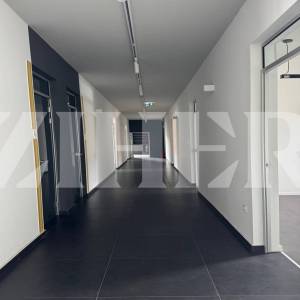 Samobor, zakup poslovne zgrade s skladišnom halom, 4.158 m2