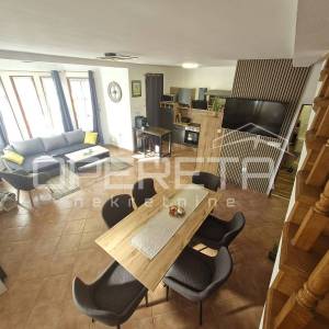 samostojeća kuća, bazen, jakuzzi, roštilj,