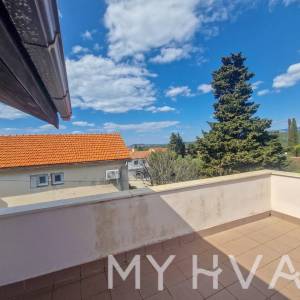 Samostojeća kuća s pogledom na more