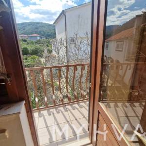 Samostojeća kuća s pogledom na more