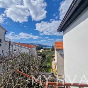 Samostojeća kuća s pogledom na more