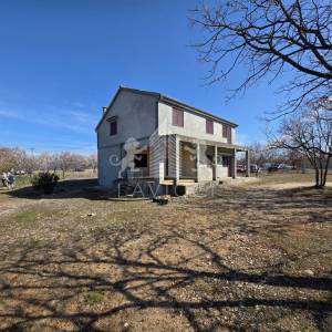 Samostojeća kuća u Pridrazi – 170 m² na zemljištu 1.140 m²