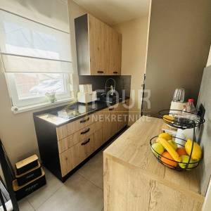 Saršoni, 2s+db, okućnica 33m2 i parkirno mjesto