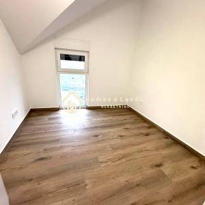 Sesvete,centar,4-soban stan 85m2 na 2katu(S3G4) s loggiom i parkingom