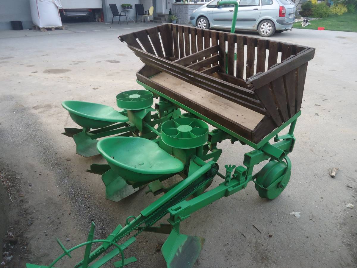 SIJAČICA ZA KROMPIR