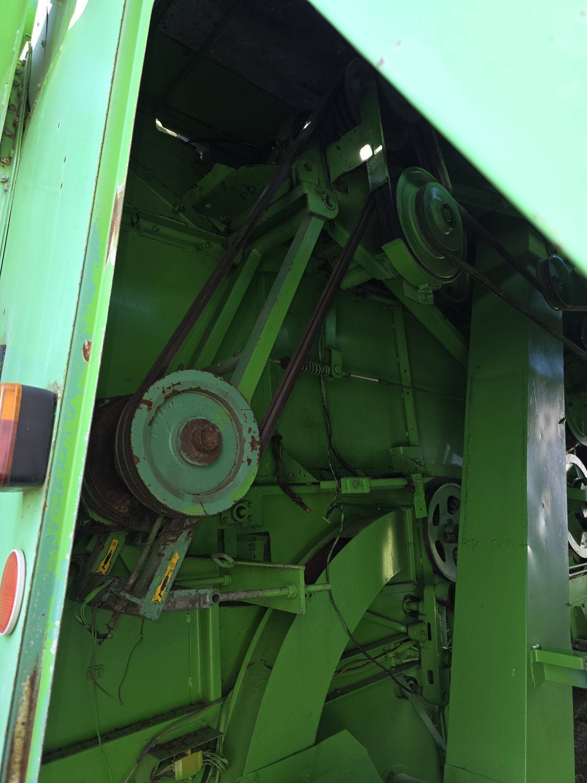 SJEČKA KOMBAJNA DEUTZ FAHR 3580 KOMPLET SA POGONOM