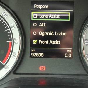 Škoda Karoq 2.0 TDi DSG *NAVIGACIJA, KAMERA*