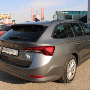 Škoda Octavia Combi 2.0 TDi DSG *LED, NAVIGACIJA*