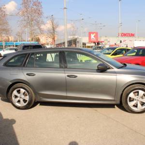 Škoda Octavia Combi 2.0 TDi 150ks DSG *LED, NAVIGACIJA*
