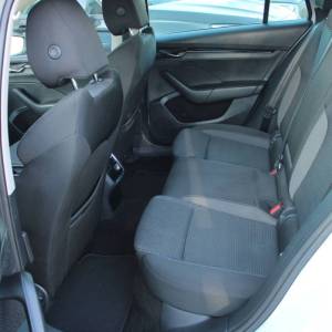 Škoda Octavia Combi 2.0 TDi DSG *LED, NAVIGACIJA*