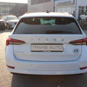 Škoda Octavia Combi 2.0 TDi DSG *LED, NAVIGACIJA*