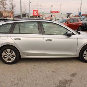 Škoda Octavia Combi 2.0 TDi 150ks *LED, NAVIGACIJA*