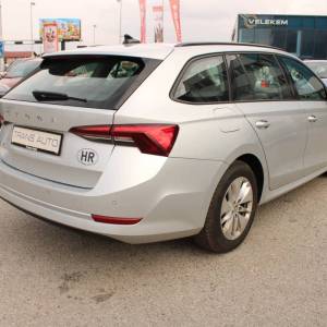 Škoda Octavia Combi 2.0 TDi 150ks *LED, NAVIGACIJA*