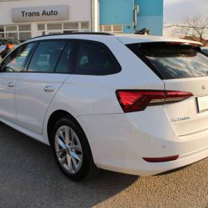 Škoda Octavia Combi 2.0 TDi DSG *LED, NAVIGACIJA*