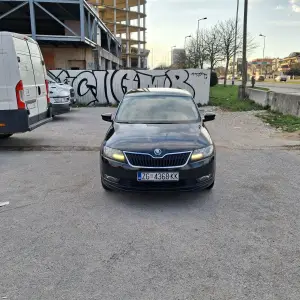 ŠKODA RAPID AMBITION PLUS 1.0 TSI