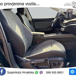Škoda Superb Combi 2.0 TDI DSG Selection 150 KS, ACC+KAM+GR SJED+HEAD+VIRT+ASIST