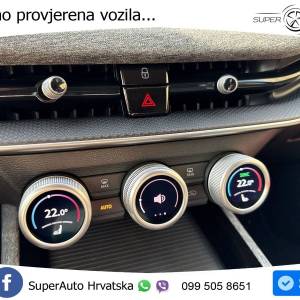 Škoda Superb Combi 2.0 TDI DSG Selection 150 KS, ACC+KAM+GR SJED+HEAD+VIRT+ASIST