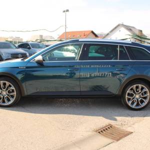 Škoda Superb Combi Scout 2.0 TDi DSG *LED, NAVIGACIJA, KAMERA*